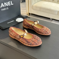 Chanel Low Shoes